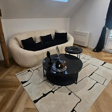 Apartment Black Romance Yville-Sur-Seine
