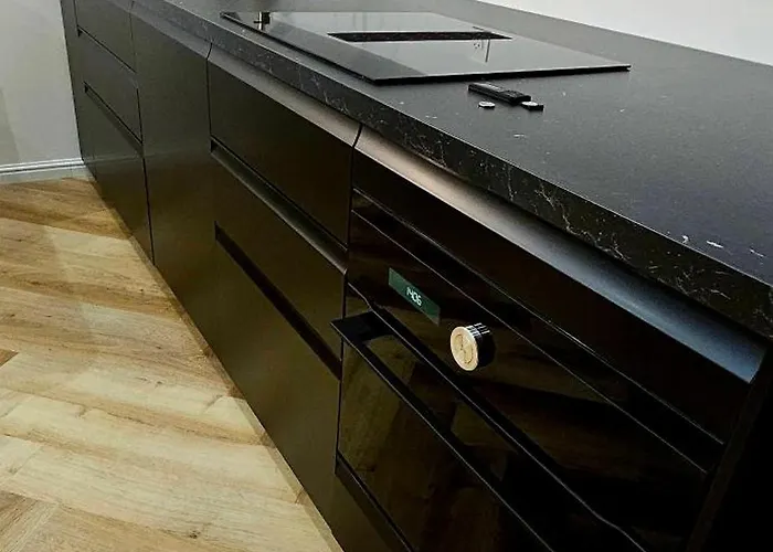 公寓 Black Romance *