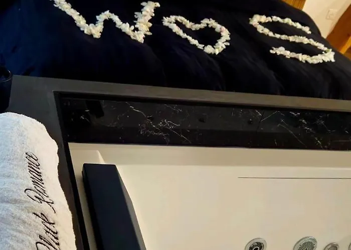 Black Romance 公寓 *