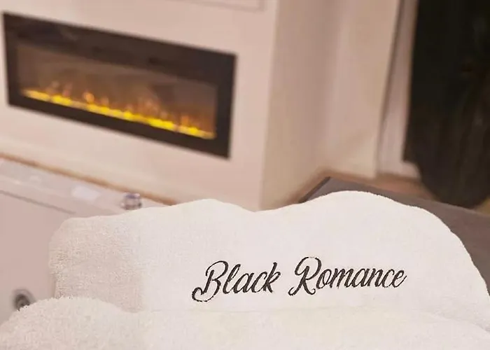 公寓 Black Romance